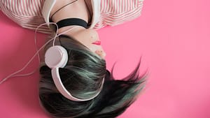 d03 Girl headphones.jpg